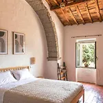 2 Bedroom Cozy In Feriehus Luogosanto