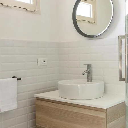 2 Bedroom Cozy In Nyaraló